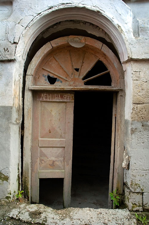 Окна и двери Бахчисарая