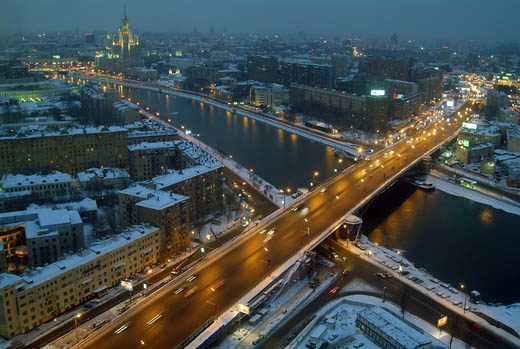Туманный вечер над Москвой
